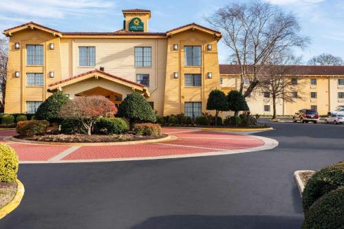 La Quinta Inn by Wyndham Norfolk Virginia Beach Main image 2